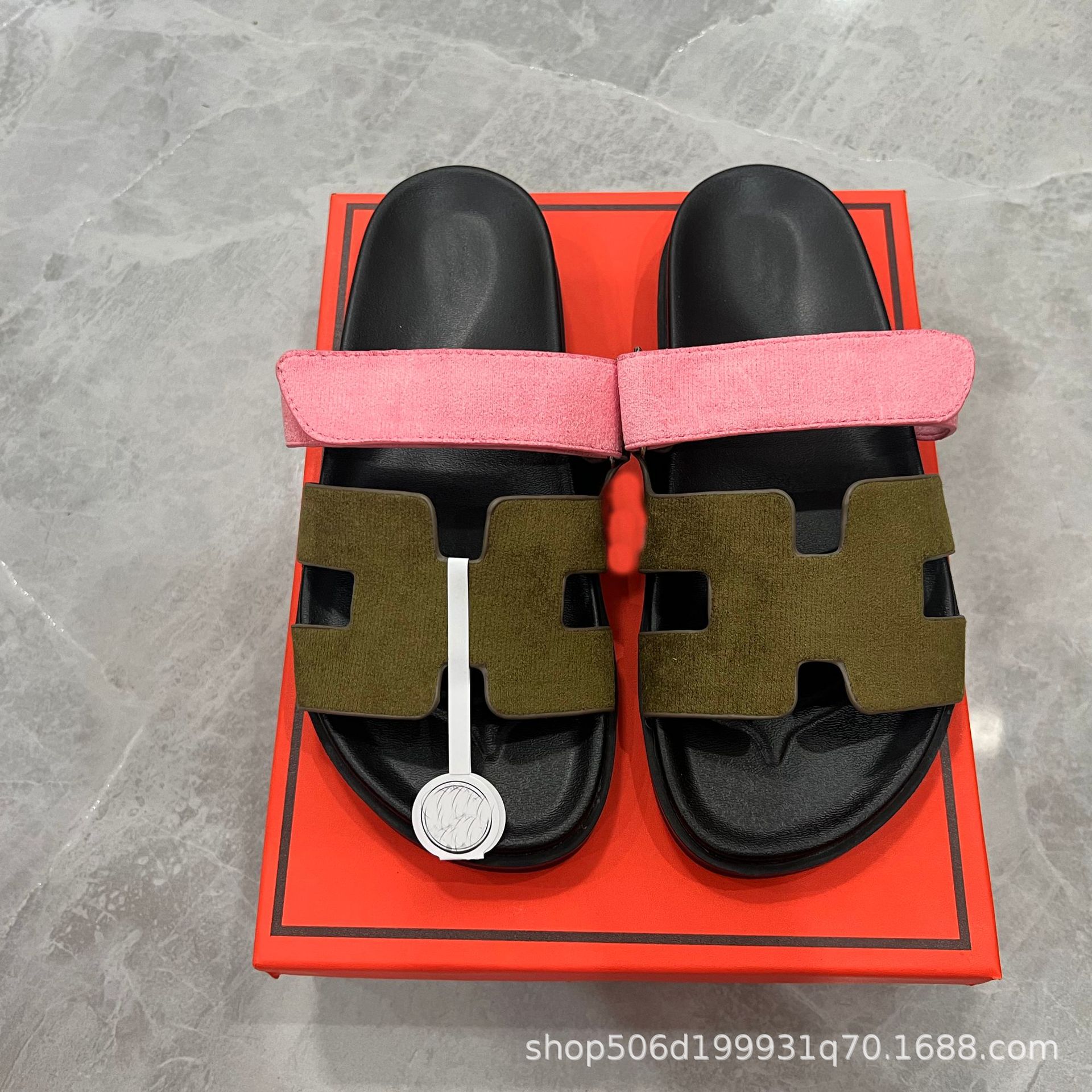 밀리터리 핑크 스웨이드