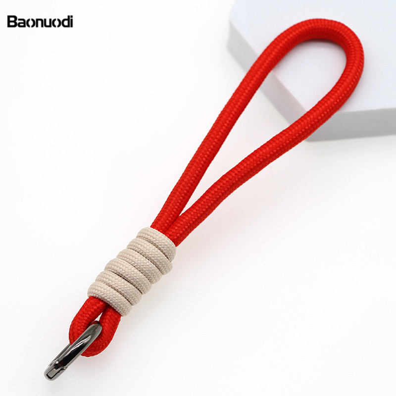 빨간색 끈 + 글자 검정 원