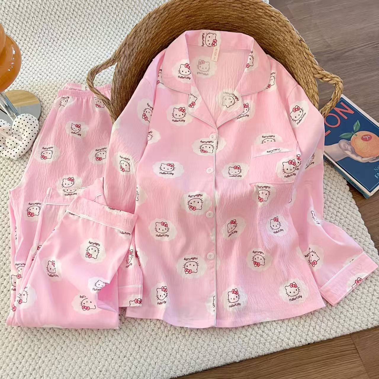 Cartoon al por mayor transfronterizo nubes de algodón pantalones de manga larga pijamas cardigans dulces de alto valor de ropa de hogar conjunto de ropa exterior