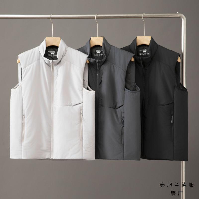 多牌联名 纯色数据高品 防水面料 2025秋冬季新款 无袖压胶口袋