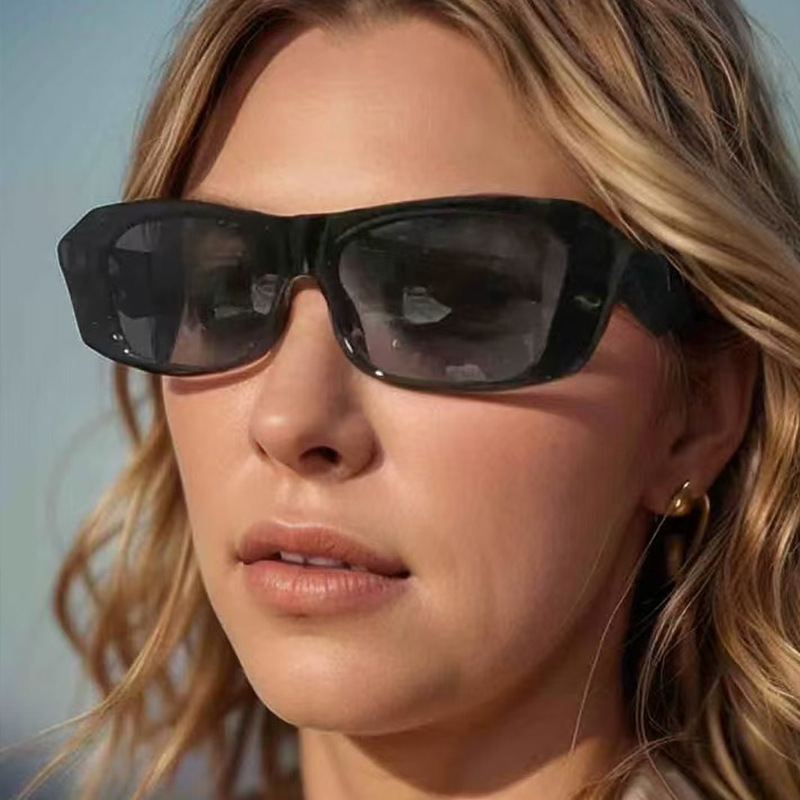 Nuevas gafas de sol poligonales retro transfronterizas para hombres y mujeres, gafas de sol de estilo callejero europeas y americanas Sunglasses