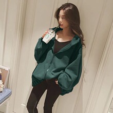 �Bñ�l��Ů�n�挒�ɴ�a200��Ů�b�ӽq�Ӻ��_���W���ﶬ������Ů