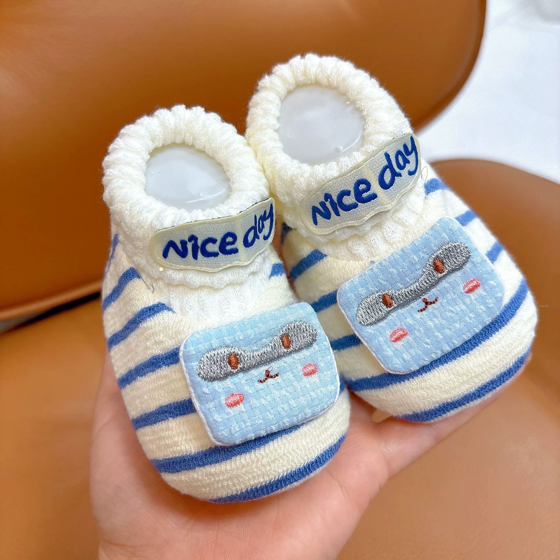 Весна и осень От 0 до 1 года Однослойная обувь с мягкой подошвой Обувь для малышей для новорожденных 3-6-9 месяцев детская обувь Весенняя детская обувь