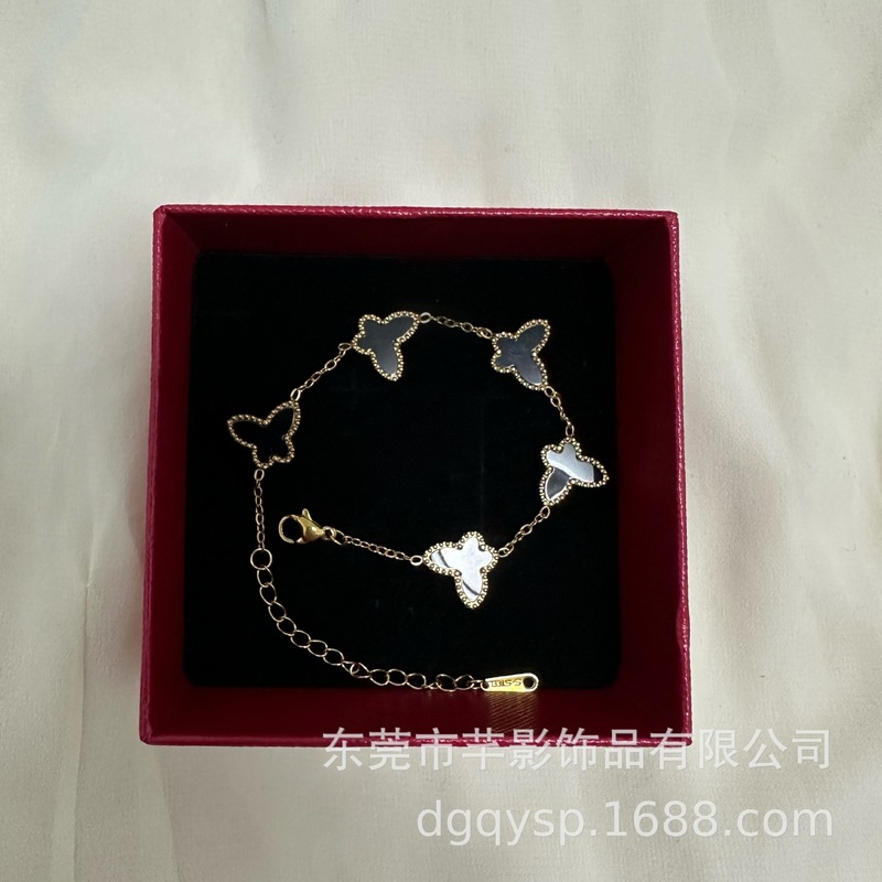 新しいクロスボーダーファッションステンレス製シンプル五花蝶ブレスレット女性用軽奢多用途ニッチ高級ハンドアクセサリーチェーン|undefined