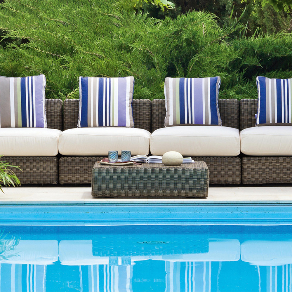 Outdoor Leisure Patio Rattan Sofa with Coffee Table: Creative B&B Design, Dual-Person Wicker Daybed, Villa-Style Furniture