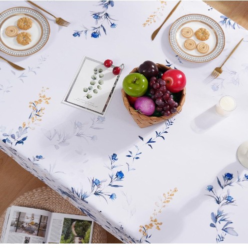 Directly sold from the source PVC composite non-woven tablecloth, dirt-proof, oil-proof, waterproof, no-wash, anti-scalding and anti-slip, customized by the manufacturer