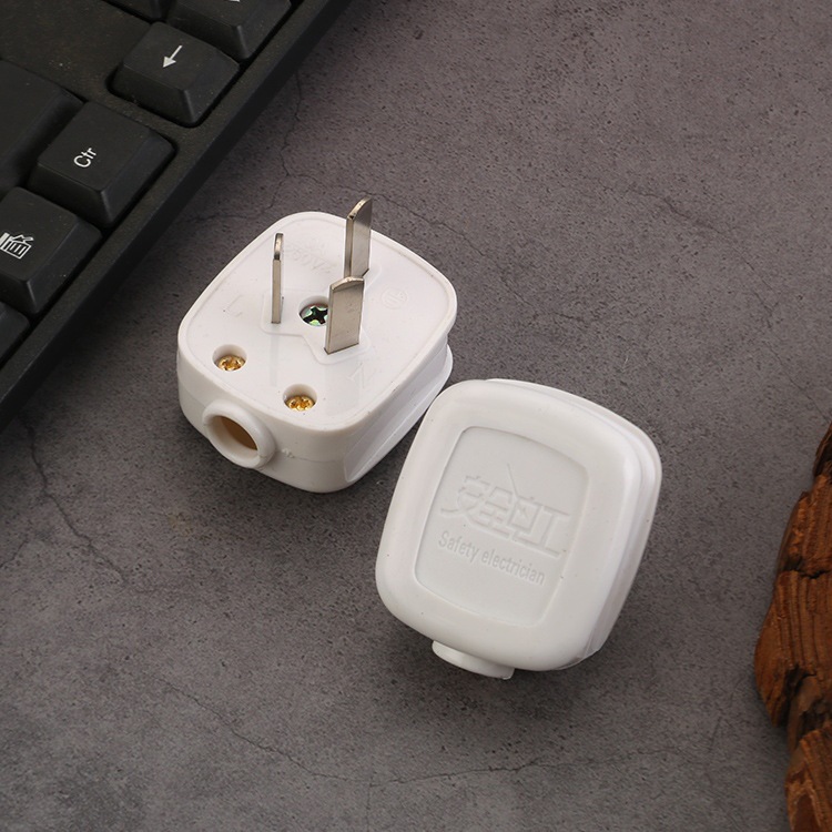 10A Three-Prong Plug for Household and Industrial Wiring, Three-Pole Power Plug, Socket, Safety Anti-Electric Shock Industrial-Grade Plug