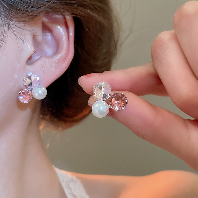 Pendientes de perlas de flor de circón de aguja de plata, pendientes de lujo de alta gama de lujo ligero exquisito, pendientes de todo fósforo blanco de moda de nicho al por mayor