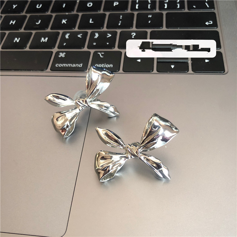 Gem Bow 925 Sterling Silver Stud Earrings display picture 1