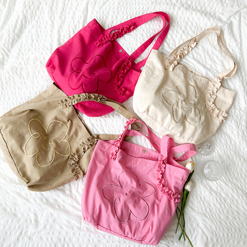 Amazon cross-border supply/fresh embroidered smiley face canvas bag women's tote bag pleated lace shoulder tote bag