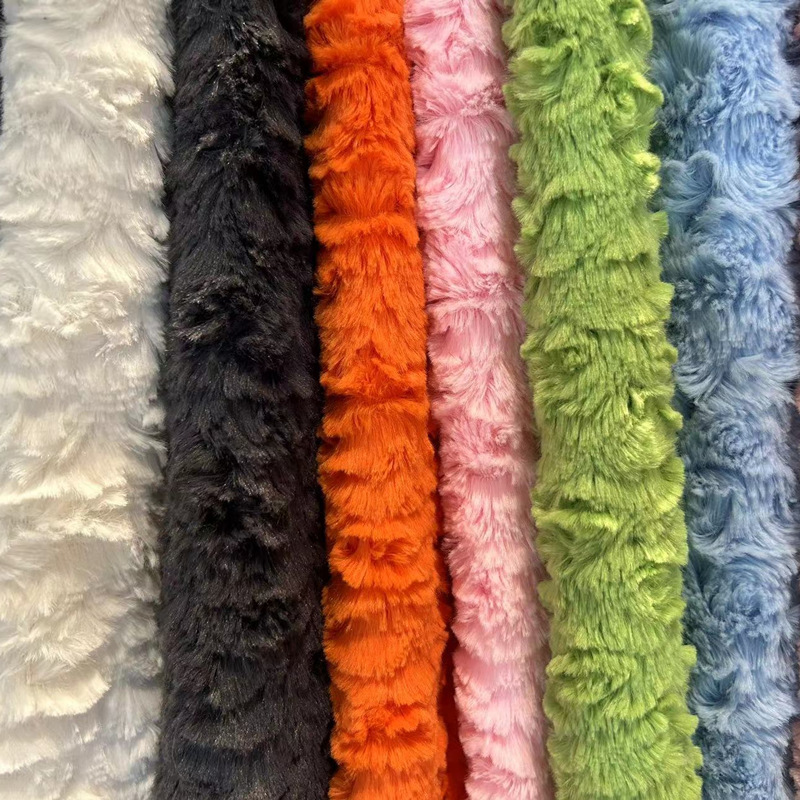 La tela de la torcedura de PVVelvet otoño e invierno abrigo de peluche de juguete bolsa de tela de PVVelvet cepillo tela en stock al por mayor
