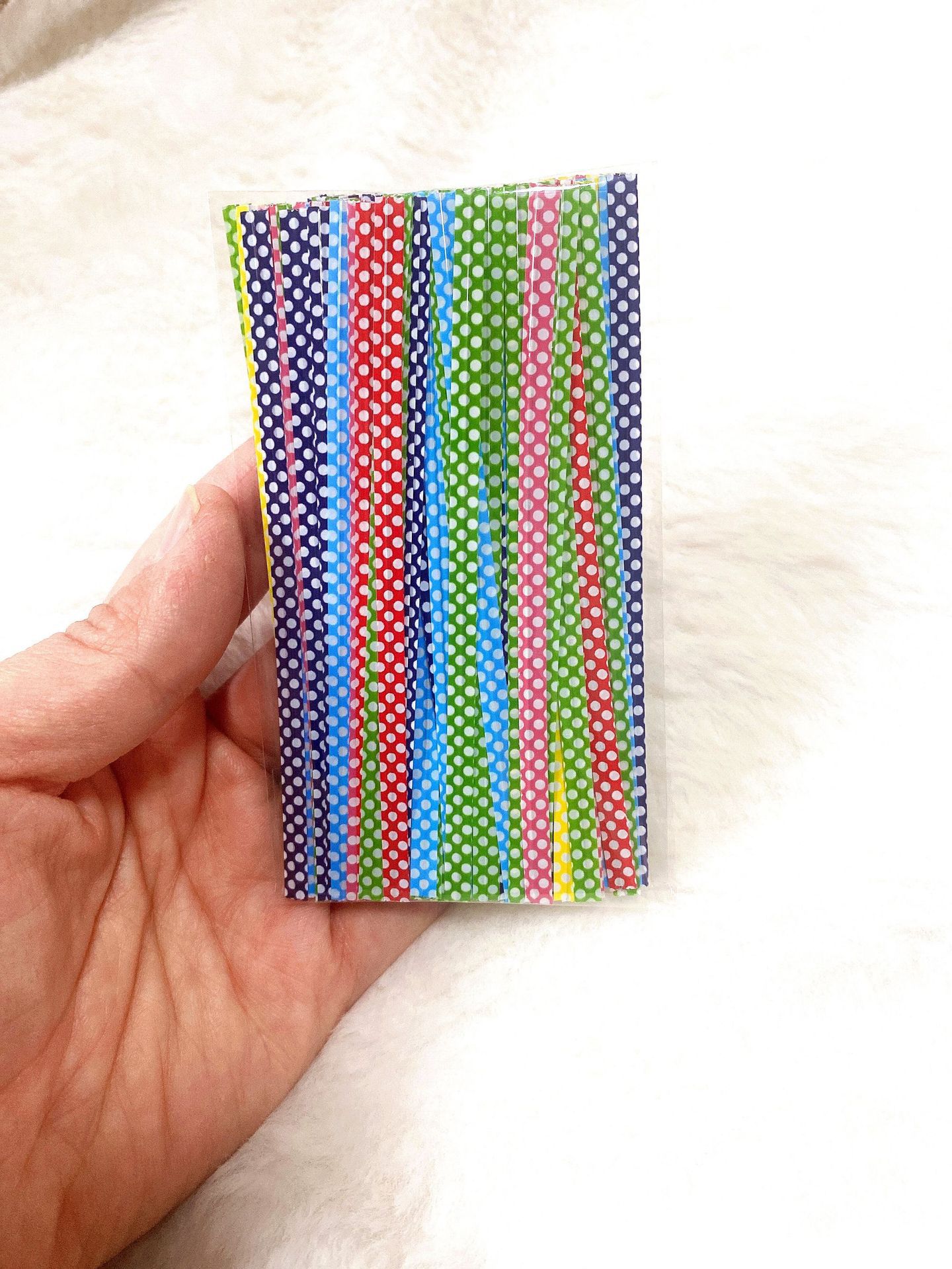 Color Polka Dot tie alambre hornear lazo de sellado 6 regalo de color recubierto de plástico tira de lazo cuerda de lazo de pan 10cm Alambre de hierro