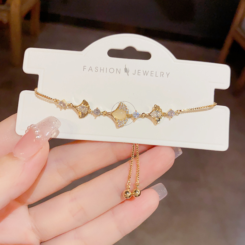 大衆ファッション独特の個性的な潮流ジルコンのブレスレット