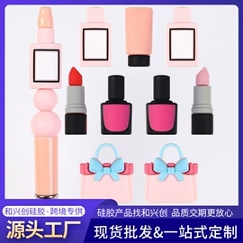 饰品配件;牙胶;喂养餐具