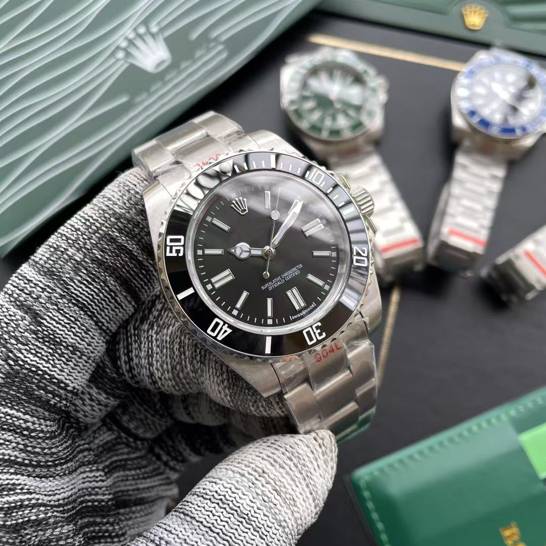 Rolex Submariner No Date 124060
