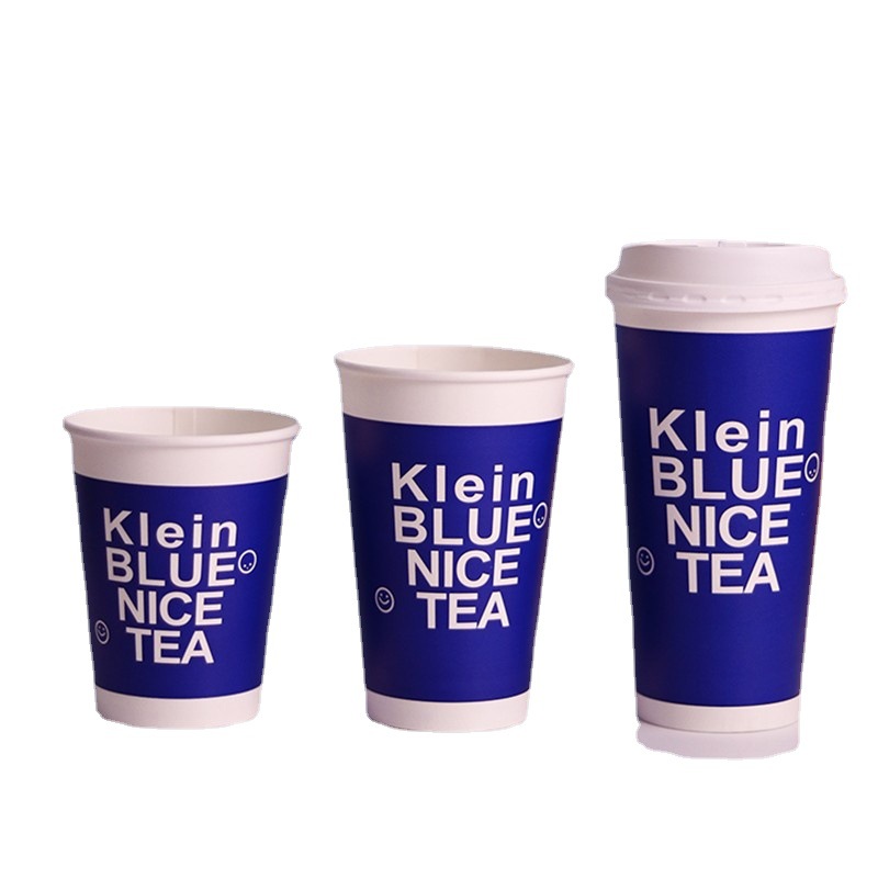Klein azul café desechable taza de papel bebida fría y caliente Internet celebridad comercial leche taza de té con tapa logotipo personalizado impreso