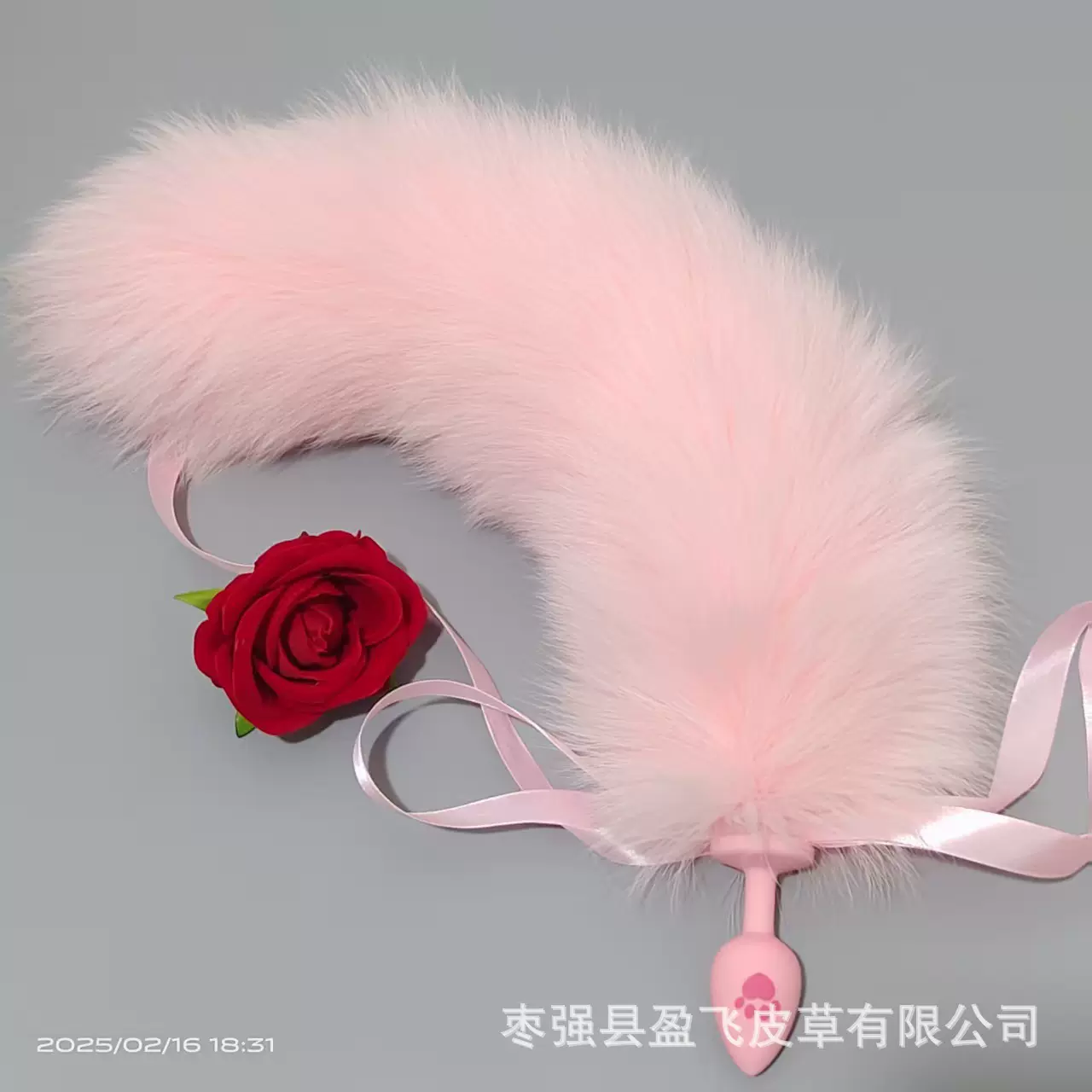 一件代发真毛少女粉狐狸尾巴可拆卸金属肛塞女用情趣用品成人用品