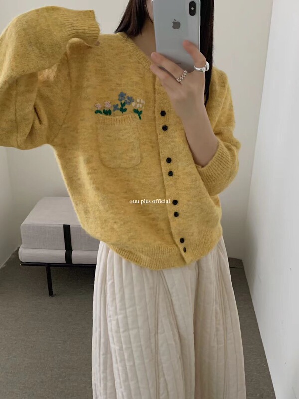 韩系慵懒风刺绣花朵针织开衫女秋季新款高级感宽松软糯毛衣外套|undefined