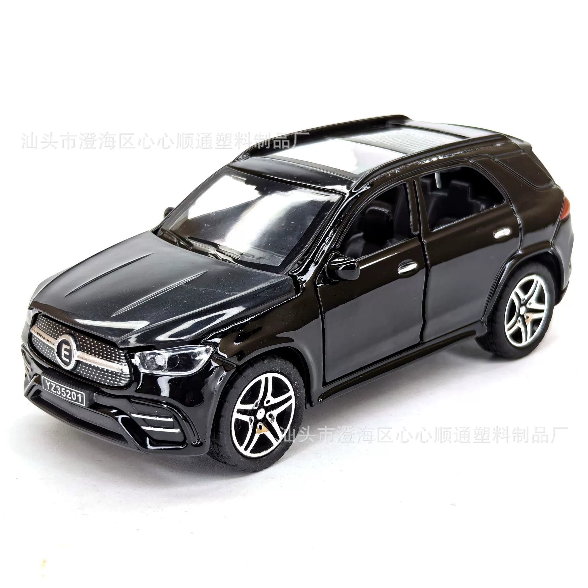 Моделированный сплав SUV Yingzhan 1:36 внедорожная игрушка с открывающимися дверями, с обратной подачей, резиновые шины