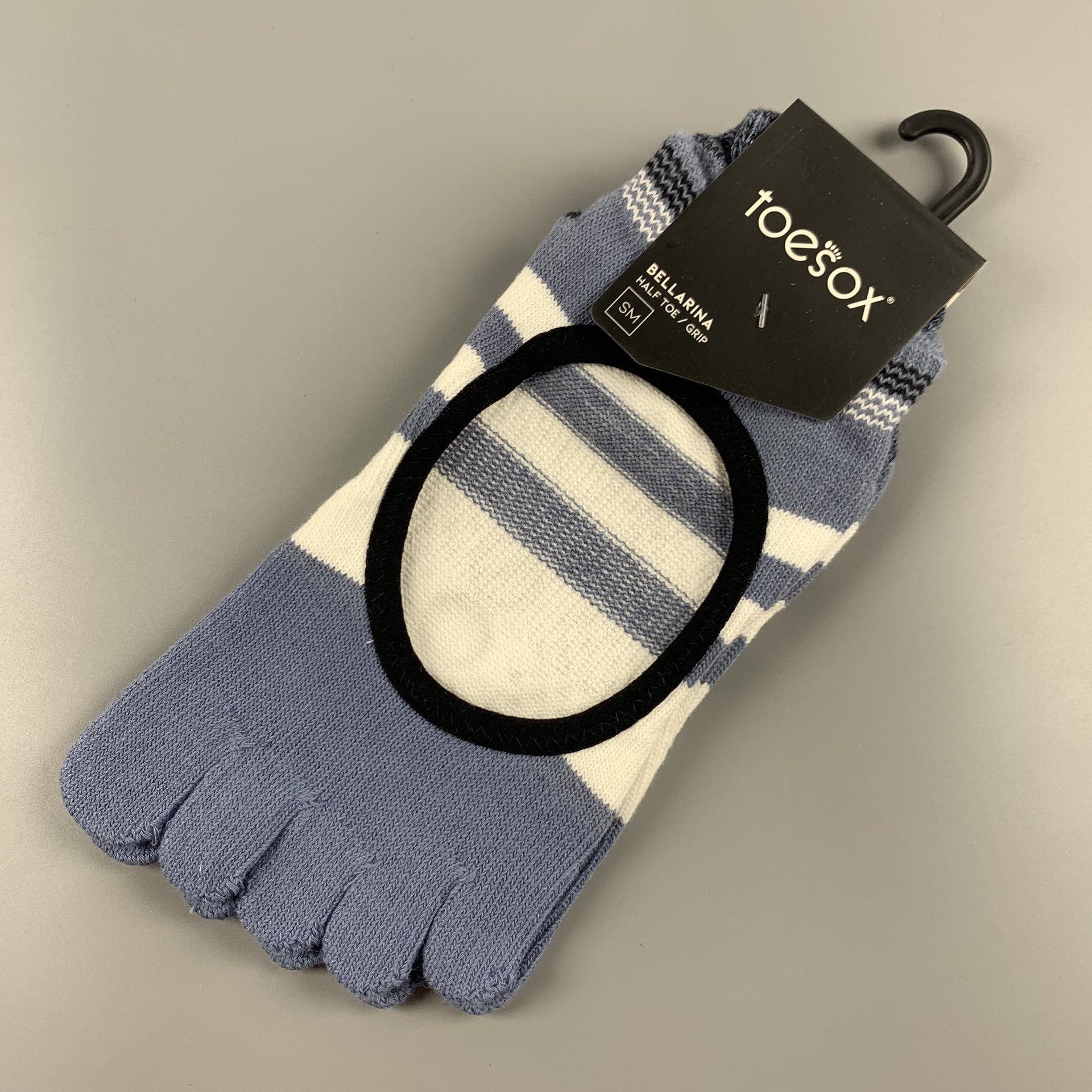Dispensación antideslizante pilates calcetines entrenamiento de acondicionamiento físico en interiores para damas calcetines de división de cinco dedos calcetines sin rastro