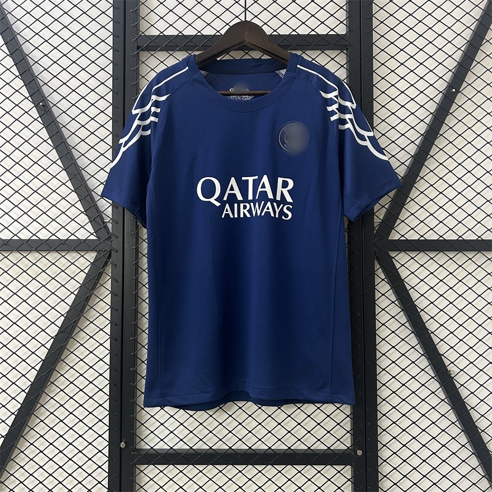 Коллекция футбольных футболок Barcelona Real Madrid Bayern Ajax Napoli Paris FC — разные дизайны, размеры S–XXL