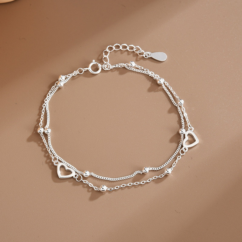 Double-Layered Heart Bracelet for Girls, Light Luxury Niche Design, High-End Feel, Sweet and Stylish, Exquisite and Simple Commuter Accessory Double-Layered Heart Bracelet for Girls, Light Luxury Niche Design, High-End Feel, Sweet and Stylish, Exquisite and Simple Commuter Accessory
