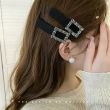 ���|ˮ荰l�AŮ��߅������l����A�ll���r�д�̖��ɫ�A���^�