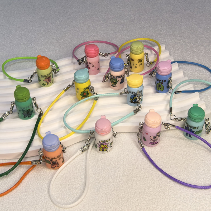 ミニケトル魔法瓶カップペンダントかわいい小さな牛乳瓶人形アクセサリーシミュレーション diy ウォーターカップアクセサリー卸売|undefined