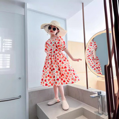 2024夏季新款碎花愛心泡泡袖桃心連衣裙女童印花時尚童裝圓領氣質