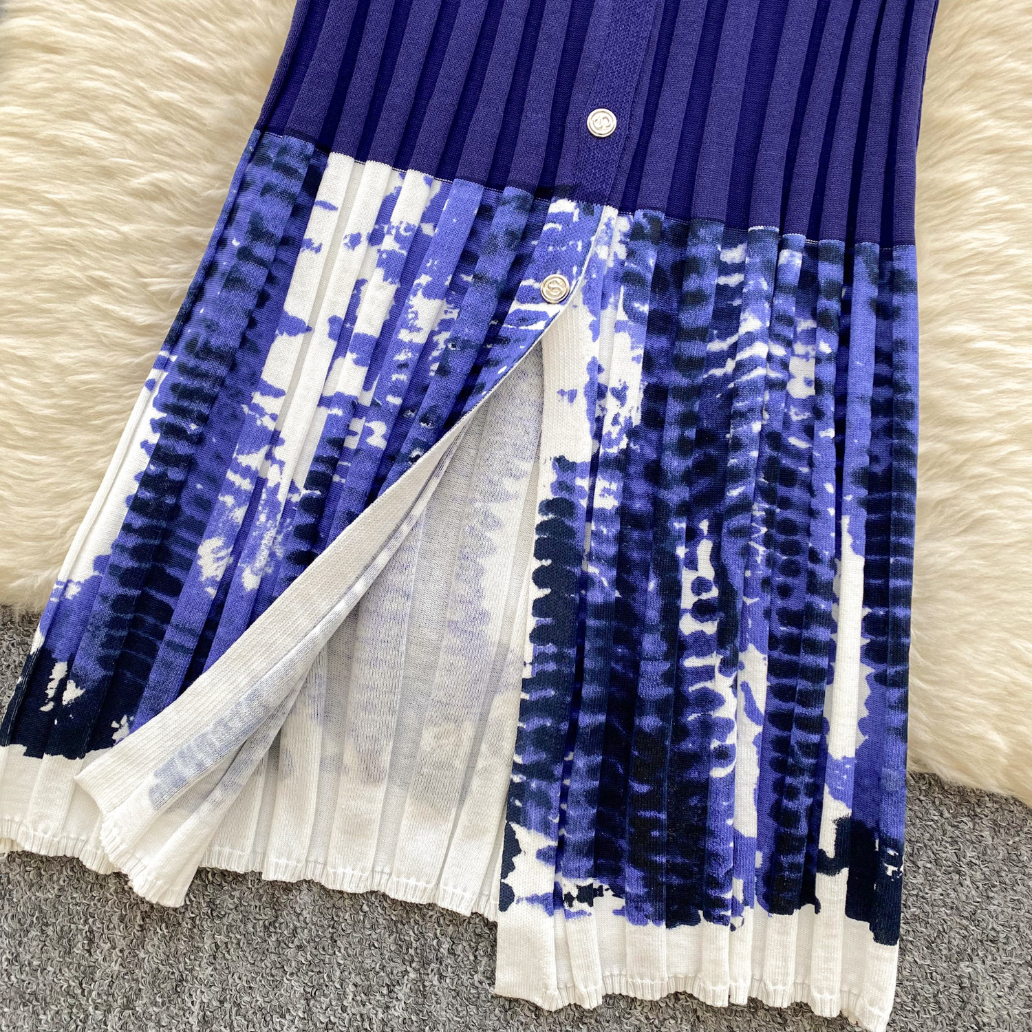 Women's Light Luxury Minimalist Sleeveless Knitted Long Dress Summer Splicing Single Breasted Design Elegant Unique_ecoleips.com