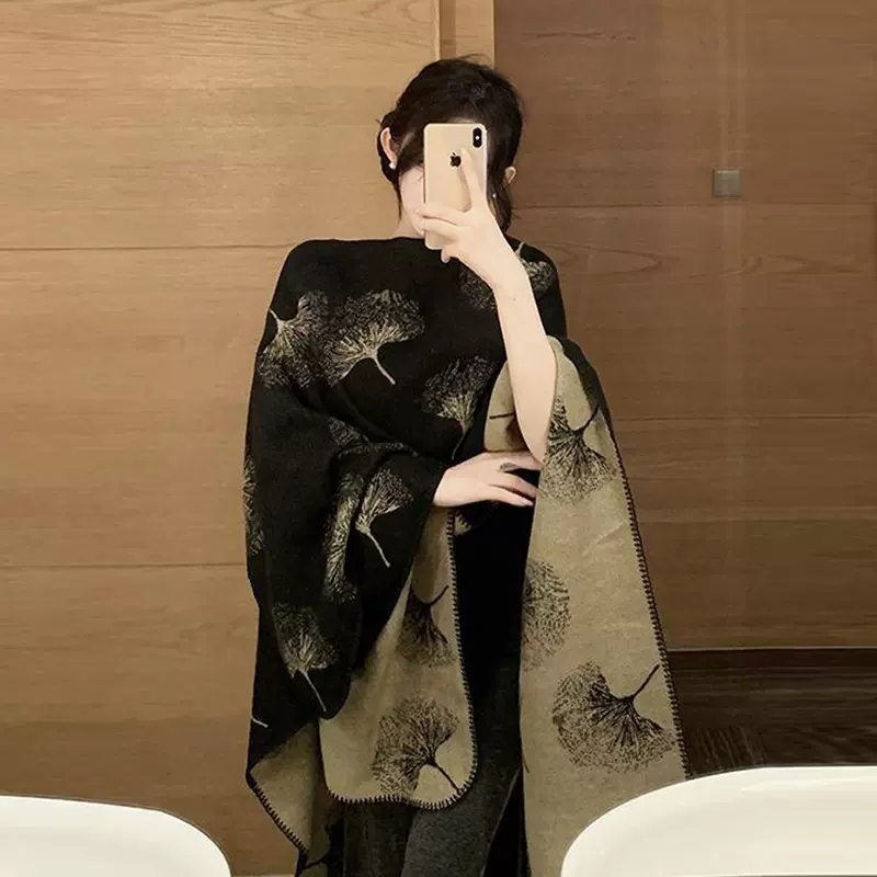 江南旅游小众披肩女外搭仿羊绒高级感斗篷秋冬加厚披肩毯保暖围巾