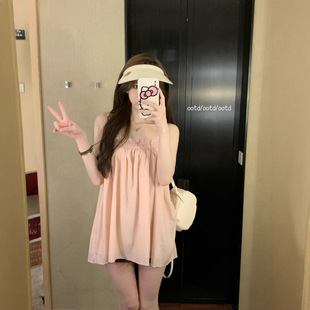 Plus Size Women's Slightly Fat mm Discreetly Exposed Collarbone Elegant Slimming Look Puffy Suspender Top for Women