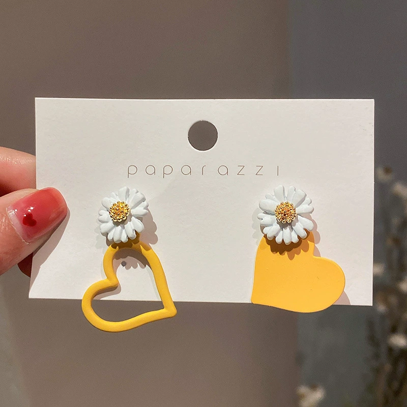 Серьги — коллекция модной желтой Fresh, цветы и минималистичные стили, гипоаллергенные штифты