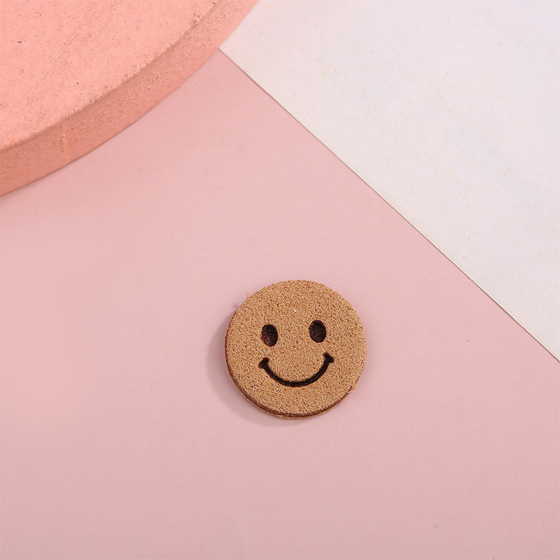 웃는 얼굴 1.7*1.7cm (단색/200/가방 여러 주문)