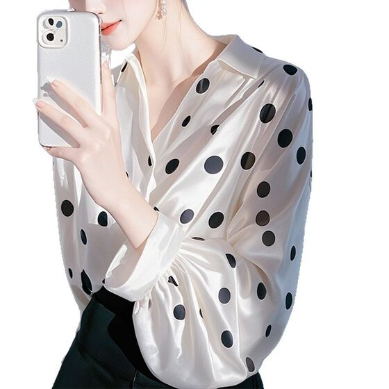 This year's high-end white wave dot satin shirt women's 2025 early spring new unique super good-looking waist shirt