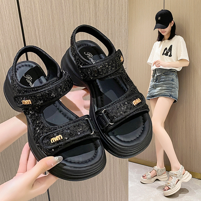 summer sports sandals for leisure