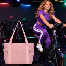 �|�оd������Ů�ٴ����e���������ذ��r�����ͨ�ڰ�����μ��