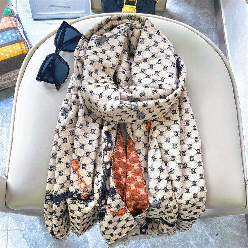 New Classic printed scarf women's winter ins retro versatile thick warm long shawl student dual-use scarf