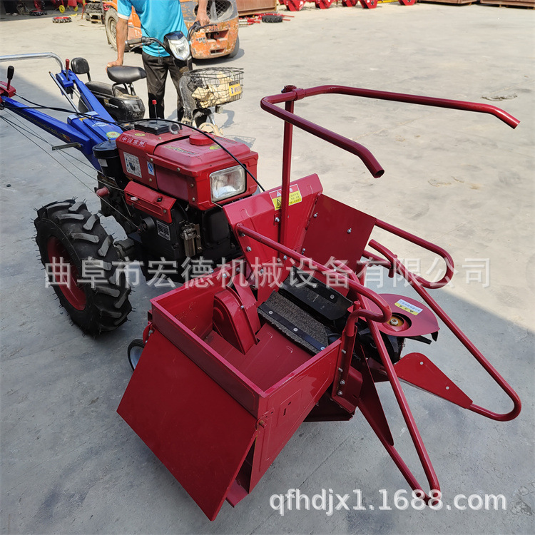 山地丘陵掰棒子机 小型单行玉米收割机 山地手扶前置收割机图片