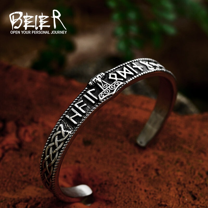 beier Cross-border Foreign Trade Stainless Steel Viking Letter Bracelet Nordic Retro Crow Titanium Steel Hand Jewelry Manufacturers