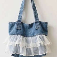 ファッショナブルで多用途なチュールレースデニムバッグ 2025 新しいハンドバッグ女性のハイエンドショルダーバッグ通勤バッグ