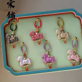 马上有钱钥匙扣 宋锦小马 2026年新款钥匙挂饰创意钥匙挂男女款挂