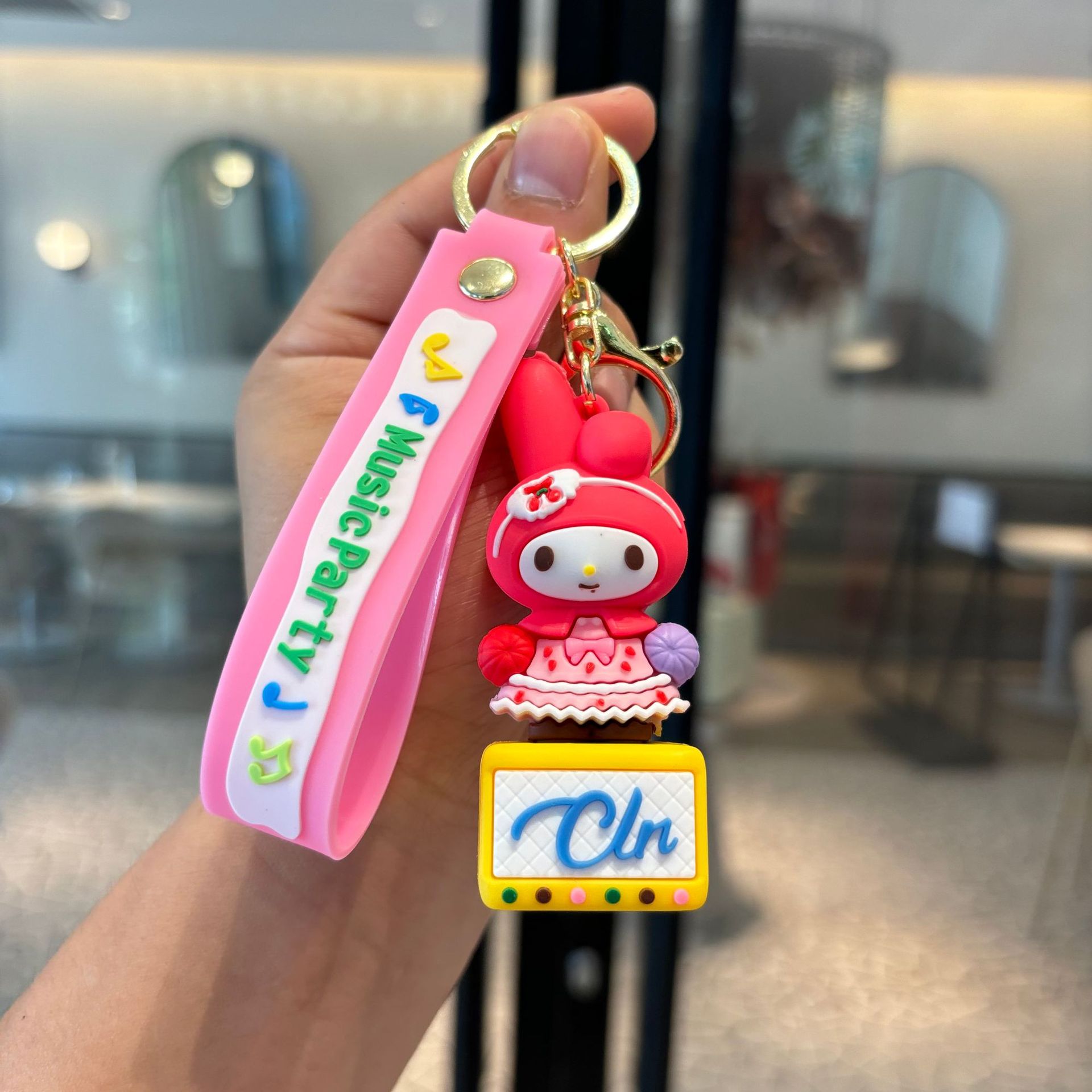 Fiesta de música llaveros Sanliou muñeca colgante para atrapar a niños pequeños regalos llaveros accesorios bolsas al por mayor