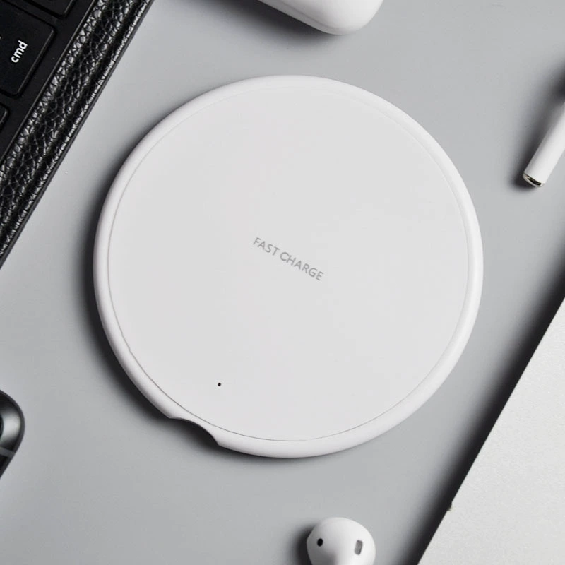Ультратонкое круглое пластиковое беспроводное зарядное устройство KD20 стандарта 10WQI, оптовая продажа в подарок, подходит для быстрой зарядки Apple и Huawei