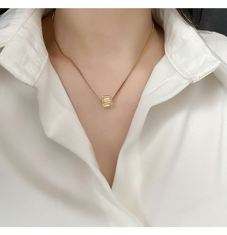 7g Weight Vacuum Plating Gold Plating Process Real Gold Plated Plating Material Fashion Geometric Plating Glass Titanium Steel Necklace