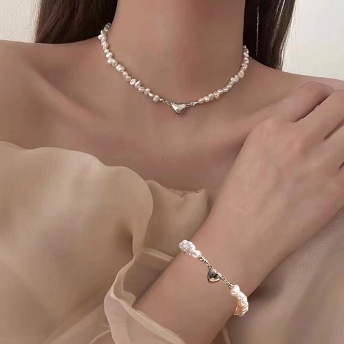 French retro freshwater pearl magnet love bracelet fashionable temperament neck chain clavicle chain set necklace jewelry