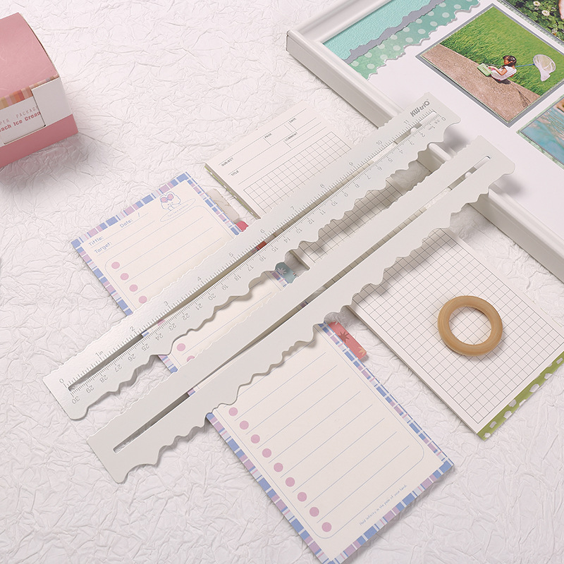 Disponible con excelentes reglas metálicas hechas a mano DIY reglas de encaje de comercio exterior reglas de rasgo de borde reglas de cuentas de mano reglas de decoración heterogéneas