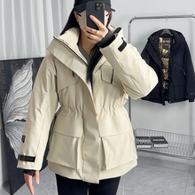 黑金羽绒服女2025冬季新款短款收腰加厚鹅绒服杨幂同款冲锋衣外套