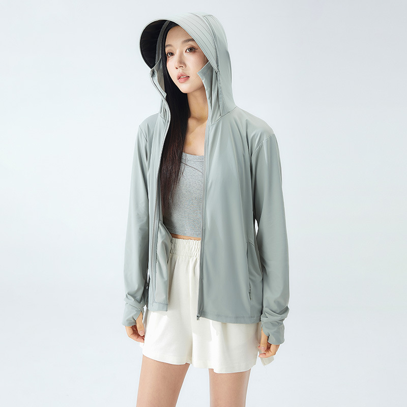 여성 먼 산 애쉬