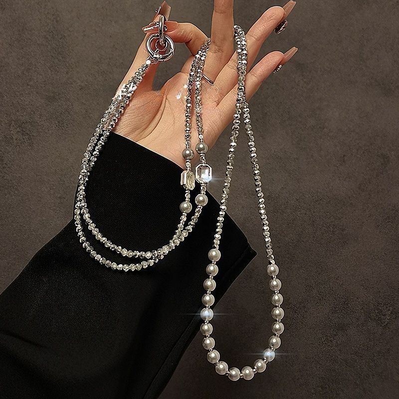 Autumn and Winter New Style Accessible Luxury High-End Broken Silver Long Cross-Body Mobile Phone Chain Fashion Niche Pearl Beaded Pendant